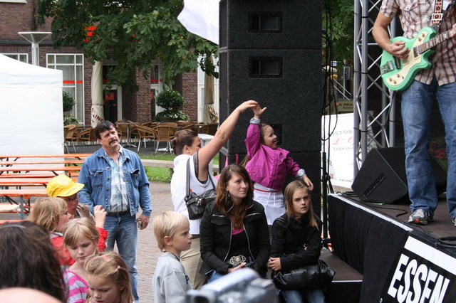 gal/2008/2008 Saitentwist Essen Original 23.08. Hirschlandplatz/2008 Saitentwist Essen Original 24.08. Hirschlandplatz 149.jpg